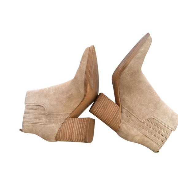 MARC FISHER OSHAY SUEDE LEATHER WESTERN BOOTIES NUDE SZ 9.5 chic boho country - Picture 5 of 9